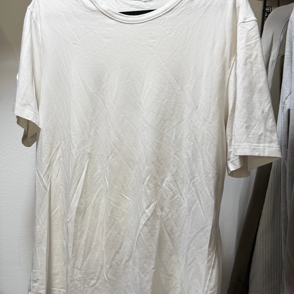 lululemon athletica Vintage Limited Edition Graphic White Short Sleeve Crew